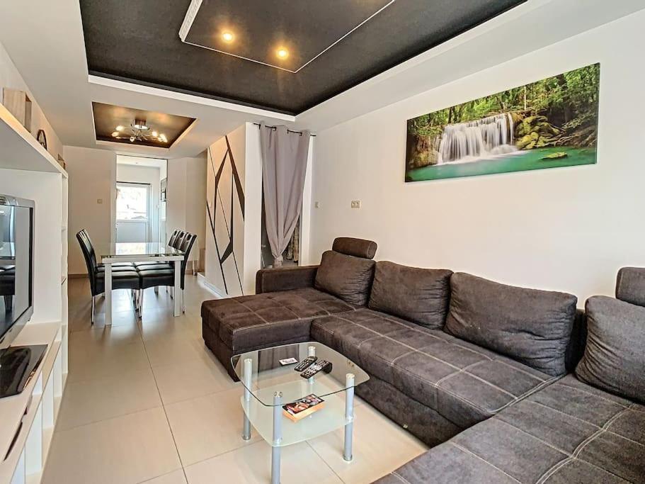 Vue Sur Meuse Avec Jacuzzi Et Sauna Exterieur. Yvoir Exterior photo